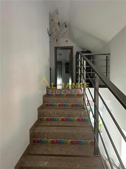 #De Inchiriat, Vila 8 camere - 3 bai | Teren 300 mp - - 16