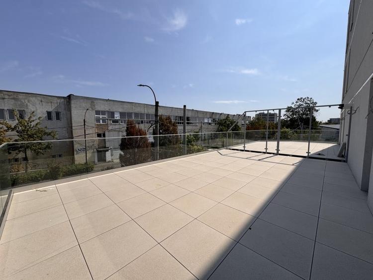 Un spatiu generos pentru idei marete - 111,6 mp, 2 terase spectaculoase ! - 14