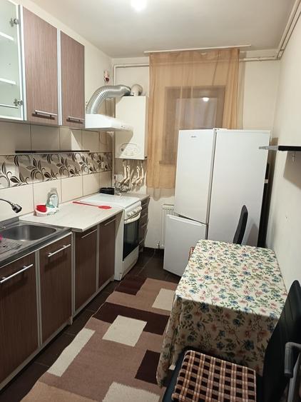 Berceni,bl.reabilitat,demisol/8, DECOMANDAT,menajat,centrala,mobilat  complet - 6