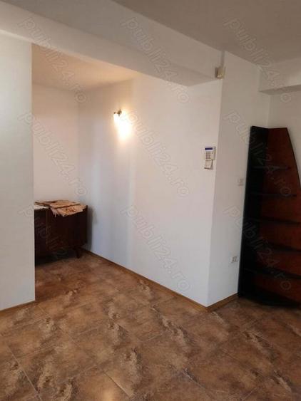 Inchiriez spa?iu birou - 1