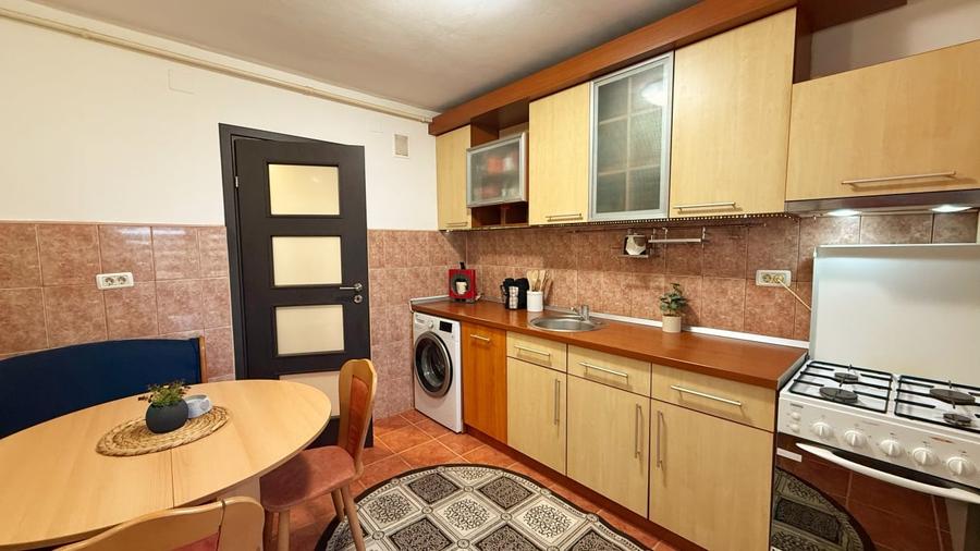 De inchiriat APARTAMENT 3 CAMERE DECOMANDAT ITC | 2 BAI | 2 PARCARI | ETAJ 1 - 4