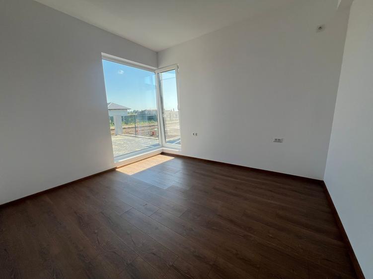 Casa parter 3 camere  in ansamblu rezidential-apa curenta-str asfaltata - 9