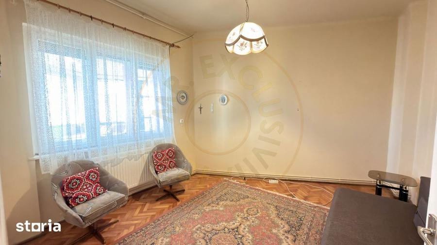Casa 6 camere cu Teren 950 mp | 2 Fronturi 61 m | Carei - 12