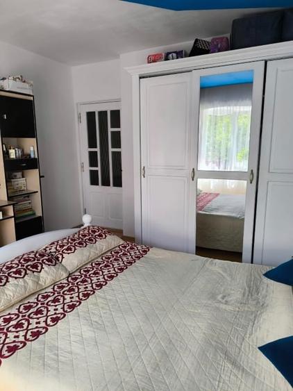 Apartament cu 3 camere decomandat, mobilat în Obcini