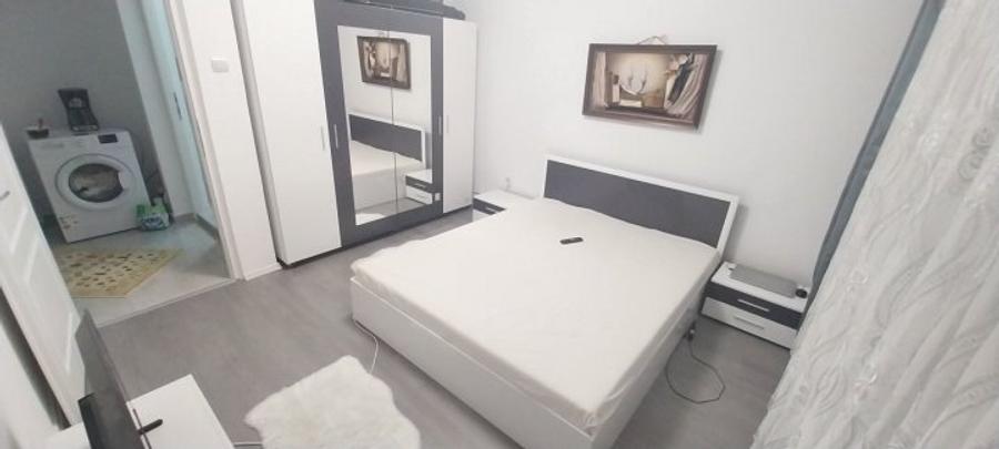 Apartament cu 2 camere decomandat, mobilat în Tomis Nord