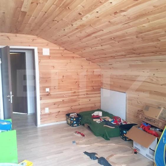 Casă cu 5 camere cu Teren 700 Mp în Bod