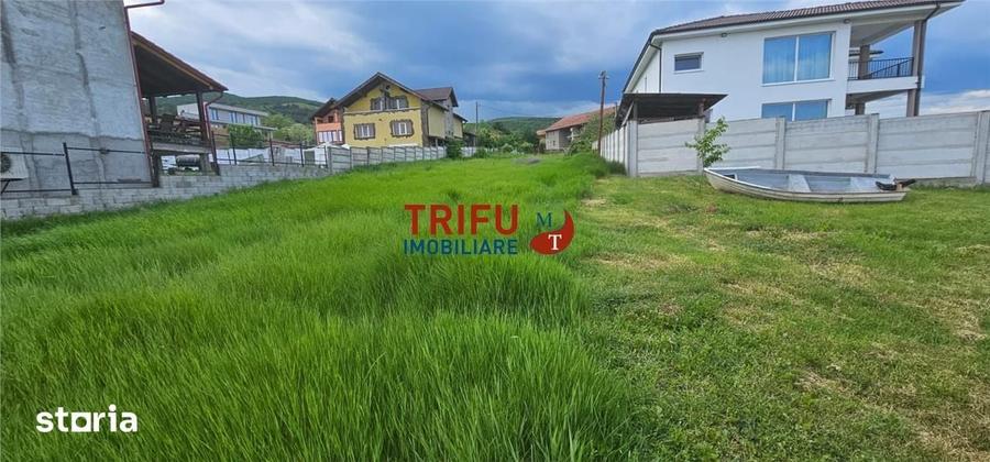 Teren de 2600 mp, în Micești