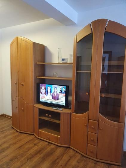 Apartament decomandat în Florești