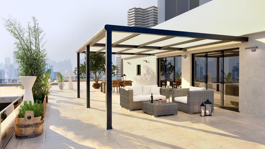 Penthouse cu 3 camere decomandat în Sud