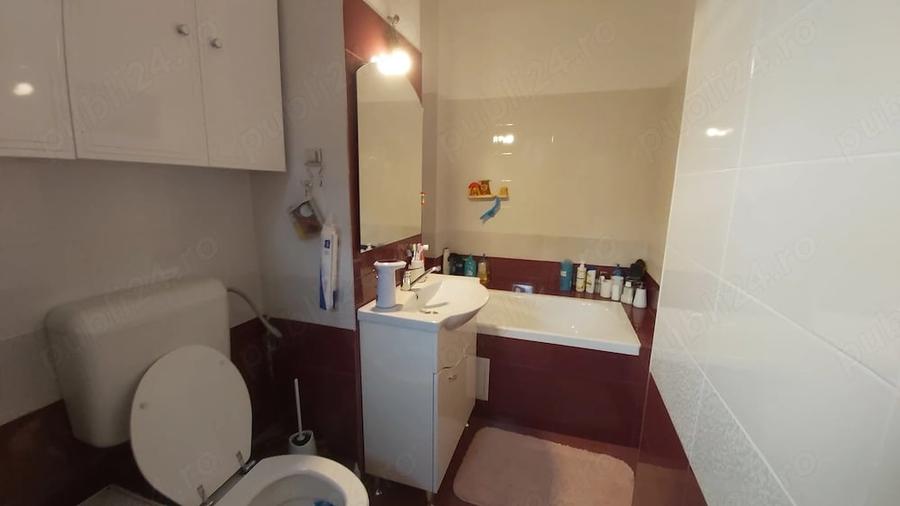 Apartament cu 4 camere decomandat în Șagului