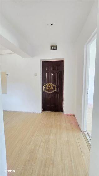 Apartament cu 2 camere decomandat în Micro 14