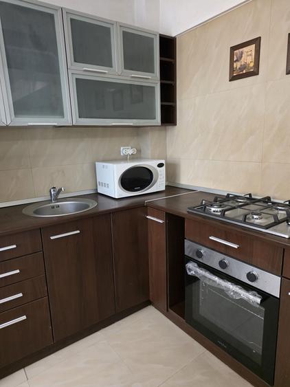 Apartament cu 2 camere decomandat în Mogoșoaia