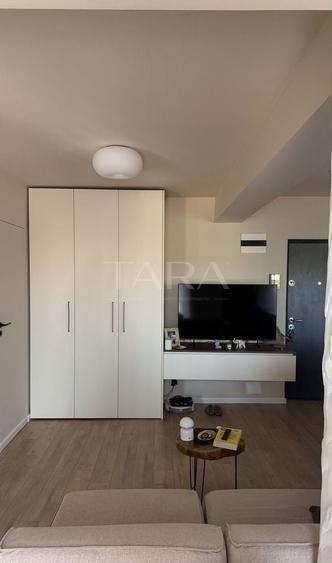 Apartament cu 2 camere semidecomandat, mobilat în Dâmbul Rotund