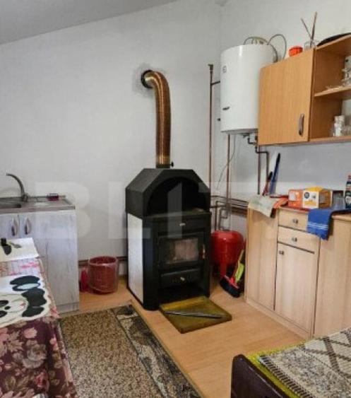 Casa deosebita, 3000 mp teren, 6 camere zona linistita - Bar - 4