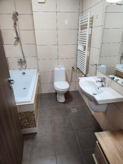 Vând apartament în zonă foarte bună, locuibil imediat! - 14