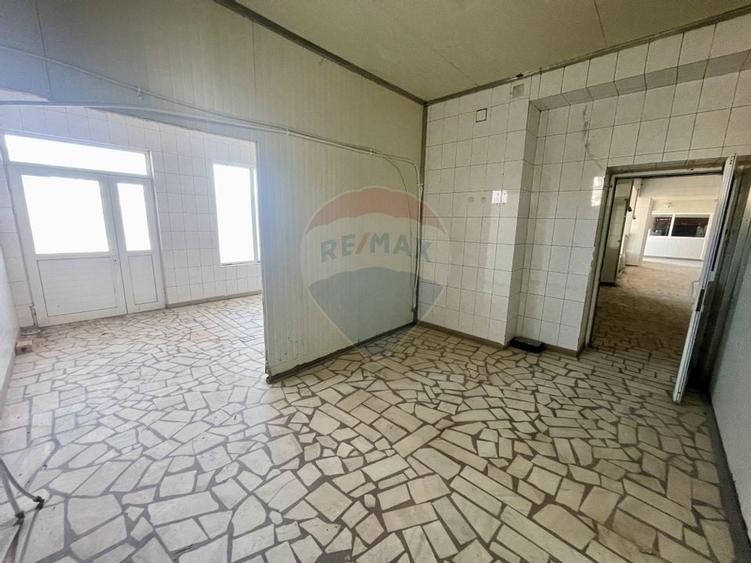 Spatiu industrial / fosta fabrica de panificatie - 12