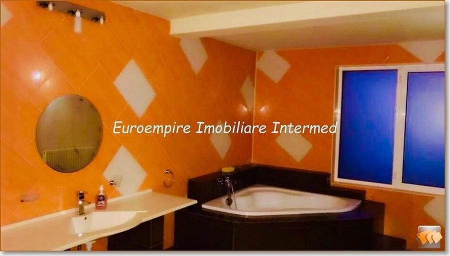 De inchiriat vila cu 5 camere in loc. Ovidiu jud. Constanta - 6