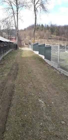 Teren de vanzare in Slanic Moldova - 4