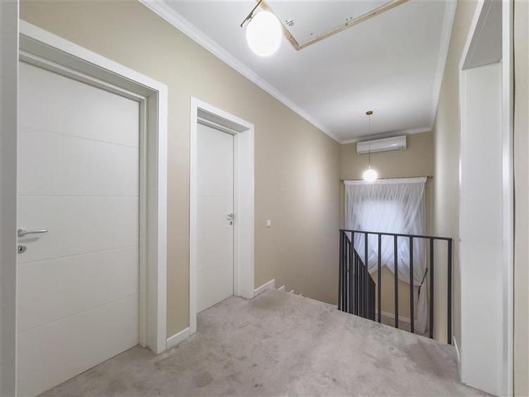 Vila individuala de vanzare in Visan ,eleganta, confort si panorama spectaculoas - 17