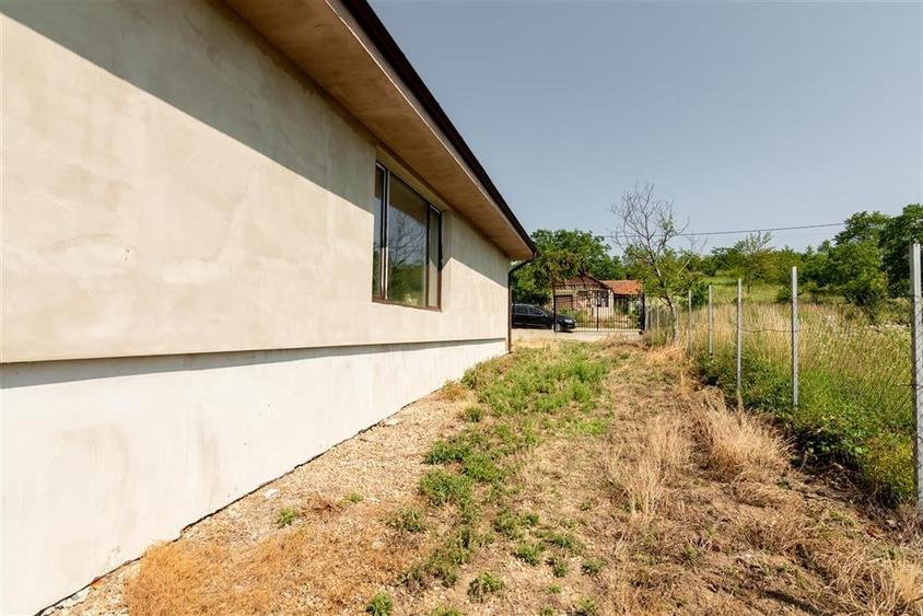 Casa cu living+3 camere cu panorama si teren mare pe Sofiei - 37