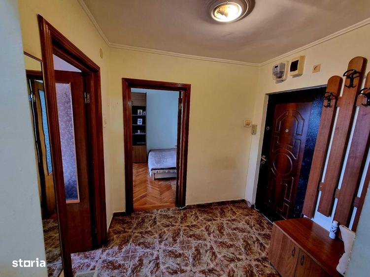 Gara mangaliei-apartament 2 camere decomandat 52 mp - 19