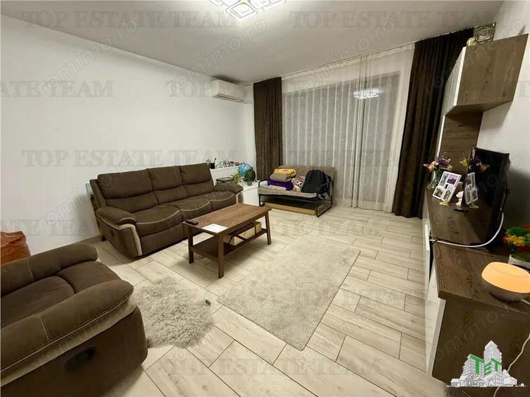 Apartament 3 camere + 2 balcoane, 81mp | Loc de parcare inclus - 10