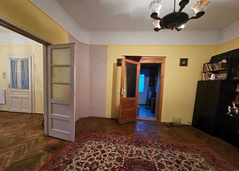 De vanzare casa zona Spitalul Judetean - 7