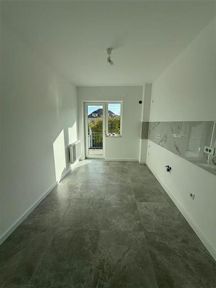 Apartament 2 camere, 65 mp utili, Zona Tractorul, Brasov - 3