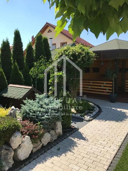 Casa de vanzare, cu 4 camere curte 750 mp. in Selimbar-str. N.Brana - 25