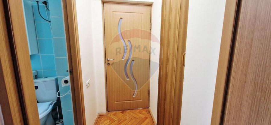 Apartament 2 camere,etaj 1, semidecomandat, balcon,zona centrala - 10