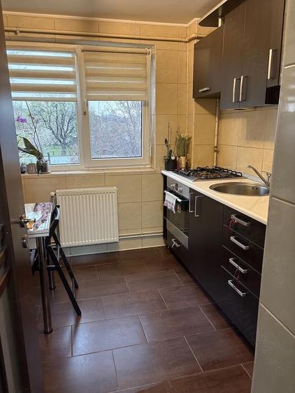 Inchiriez apartament cu doua camere - 2