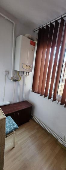 Apartament cu 2 camere in zona Grivitei, etaj 1, 2 balcoane, beci! - 3