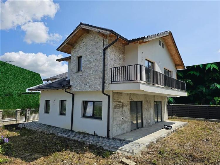 Vanzare casa individuala, 220 mp util, Faget - 3