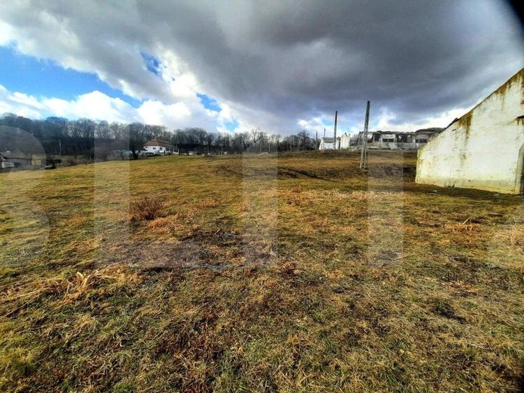 Teren Construcții intravilan de 44747 mp, în Cojocna