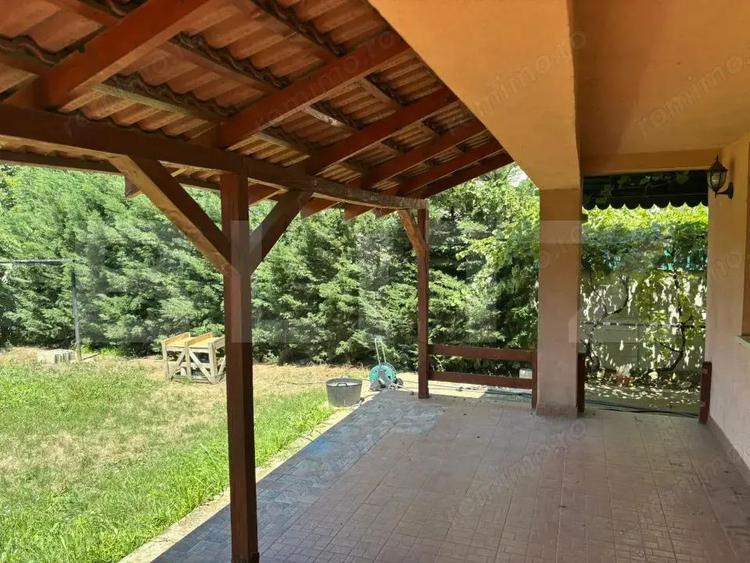 Casa de vanzare in Dumbravi?a loca?ie centrala - 10