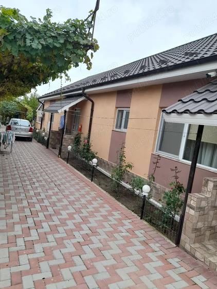 Casă cu Teren 800 Mp în Milești