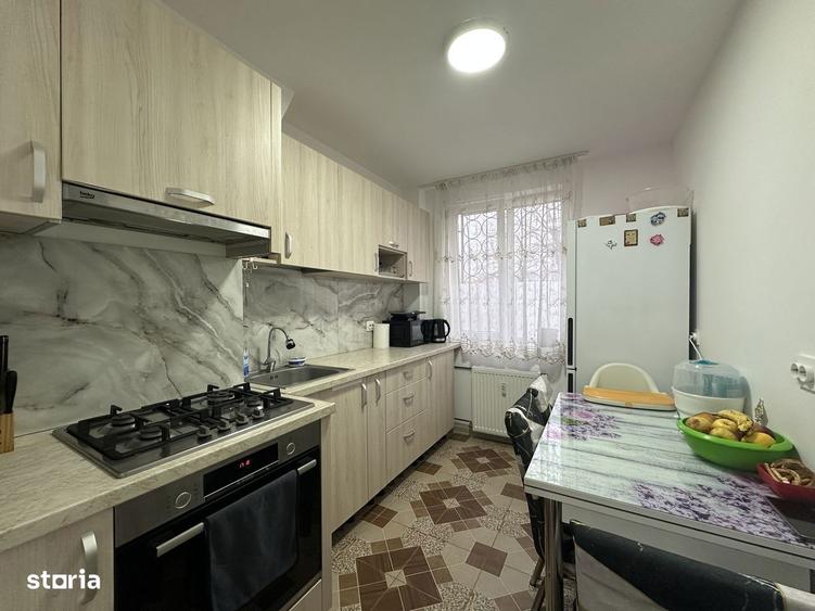 Agentia imobiliara VIGAFON vinde apartament 3 camere Democratiei - 6