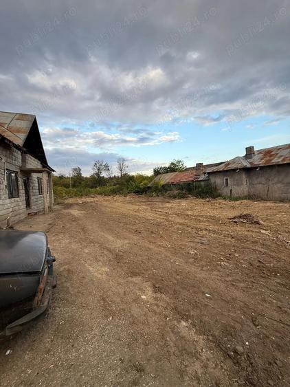 Casa de vanzare cu teren! - 4