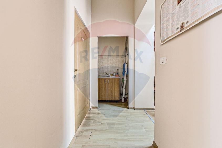 Apartament cu 3 camere de vanzare in zona Ultracentral - 9