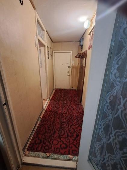 De vânzare apartament cu 3 camere în zona Torontalului-Bucovinei - 1