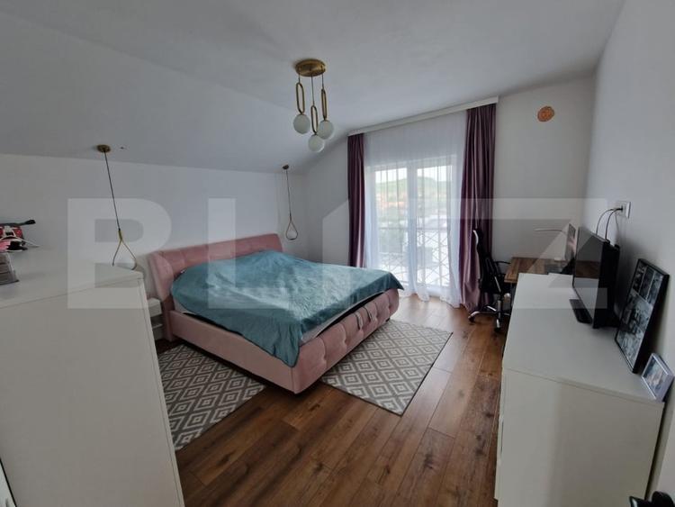 Vila superba in Livezeni, independenta energetic - 9