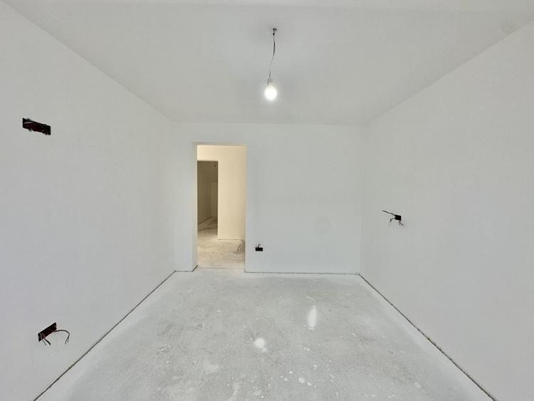 Casă individuală de vanzare  cu garaj și curte proprie – Hălchiu - 25