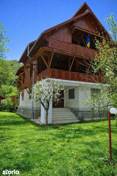 Proprietate montana Malaia - 1.600 mp teren-7 camere-fotovoltaic - 11