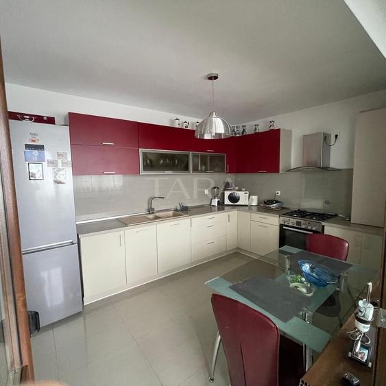Apartament cu 3 camere decomandat, mobilat în Grigorescu