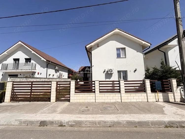 Vila de vanzare in Sanmartin - 8