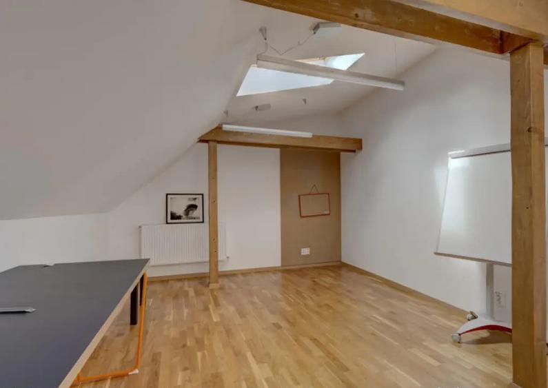 In Cartierul Evreiesc, casa 3 camere pivnita si mansarda - 3