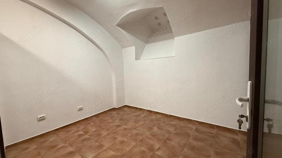 Ultracentral Str. Lucian Blaga | Acces individual | Parcare in curte - 8