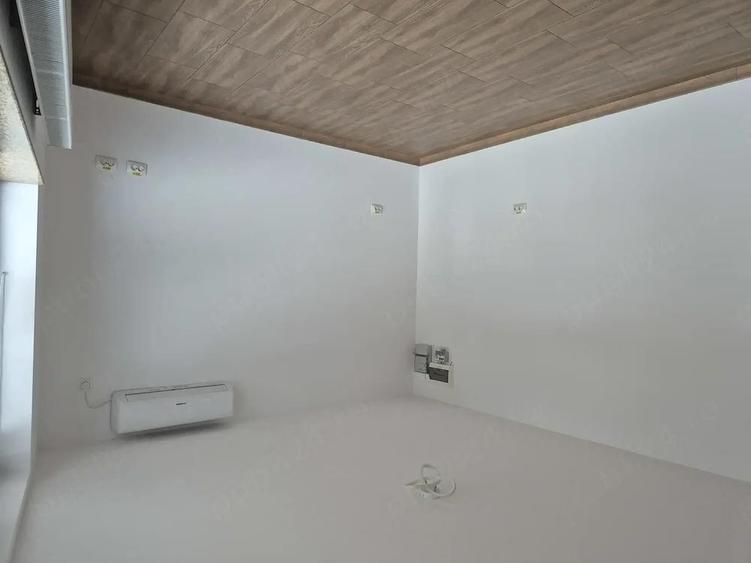 Inchiriere spatiu com sau de birouri in suprafata 30 mp -expunere directa la Str. Banu Maracine nr18 - 4