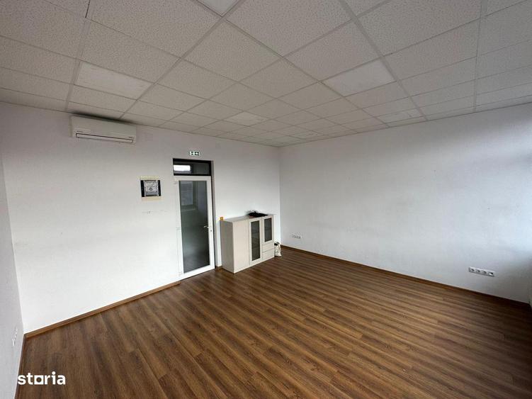 Birou semicentral, 27 mp, renovat, optional parcare privata - 1