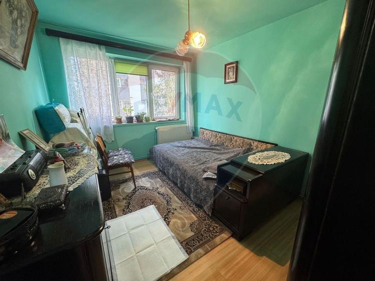 Apartament cu 3 camere de vânzare în zona Brazda lui Novac - 10